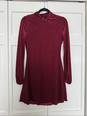 Lulu's Deep Berry Long-Sleeve Velvet Ribbed Dress